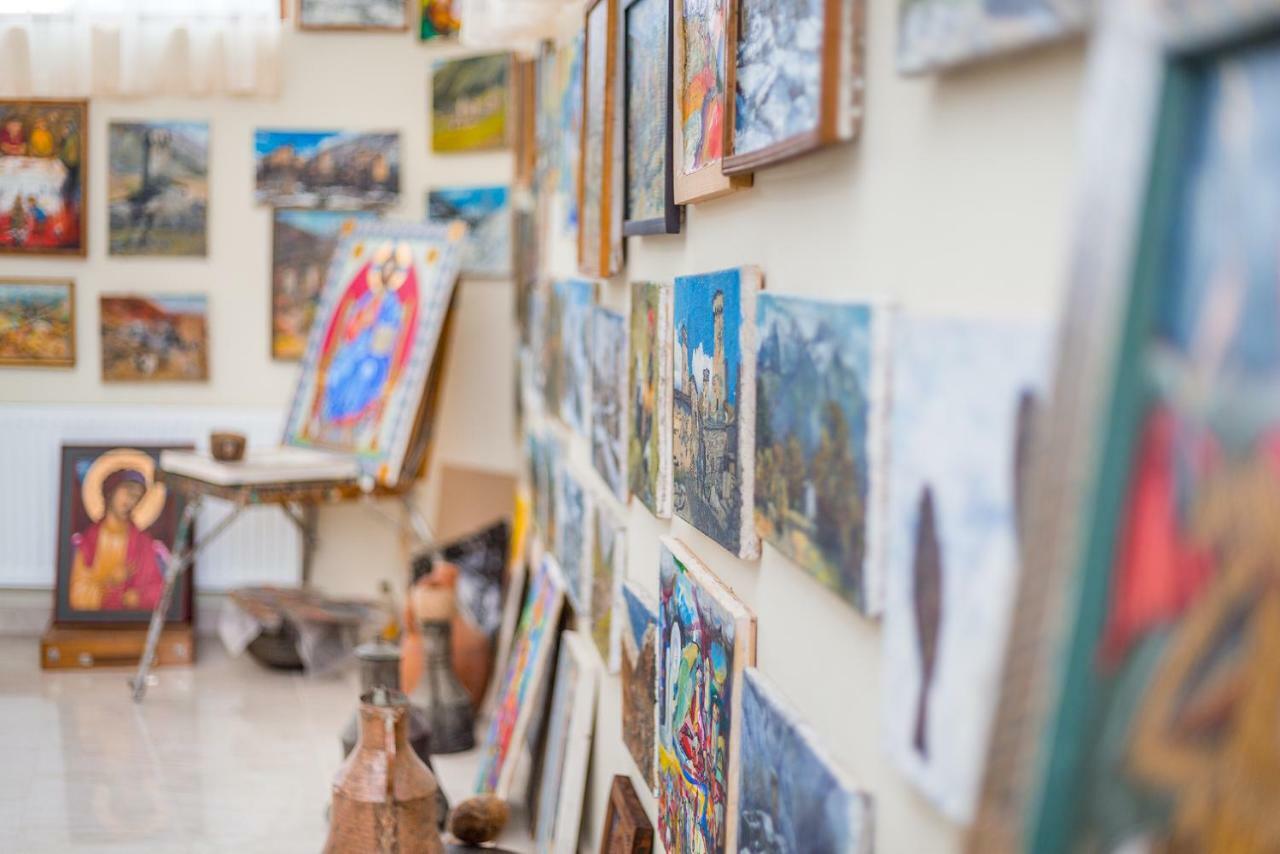 Hotel Gallery 메스티아 외부 사진
